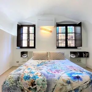 Apartment Violante House, Siena